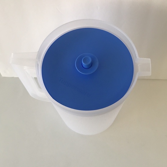 Tupperware Jumbo Jug 4 Liter - Picture 9 of 13